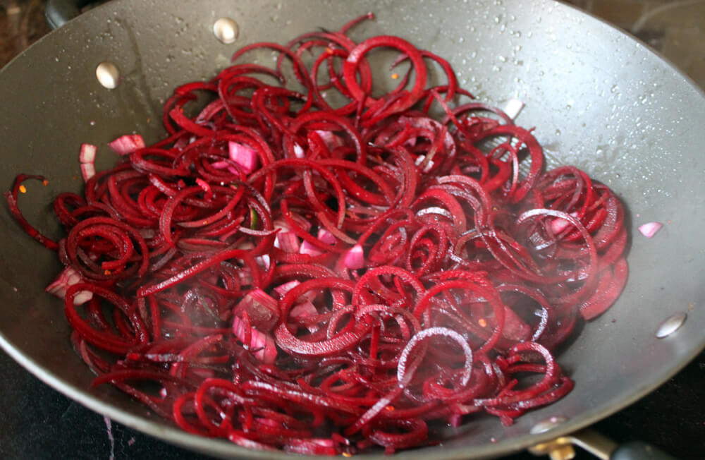 spiralized-beet