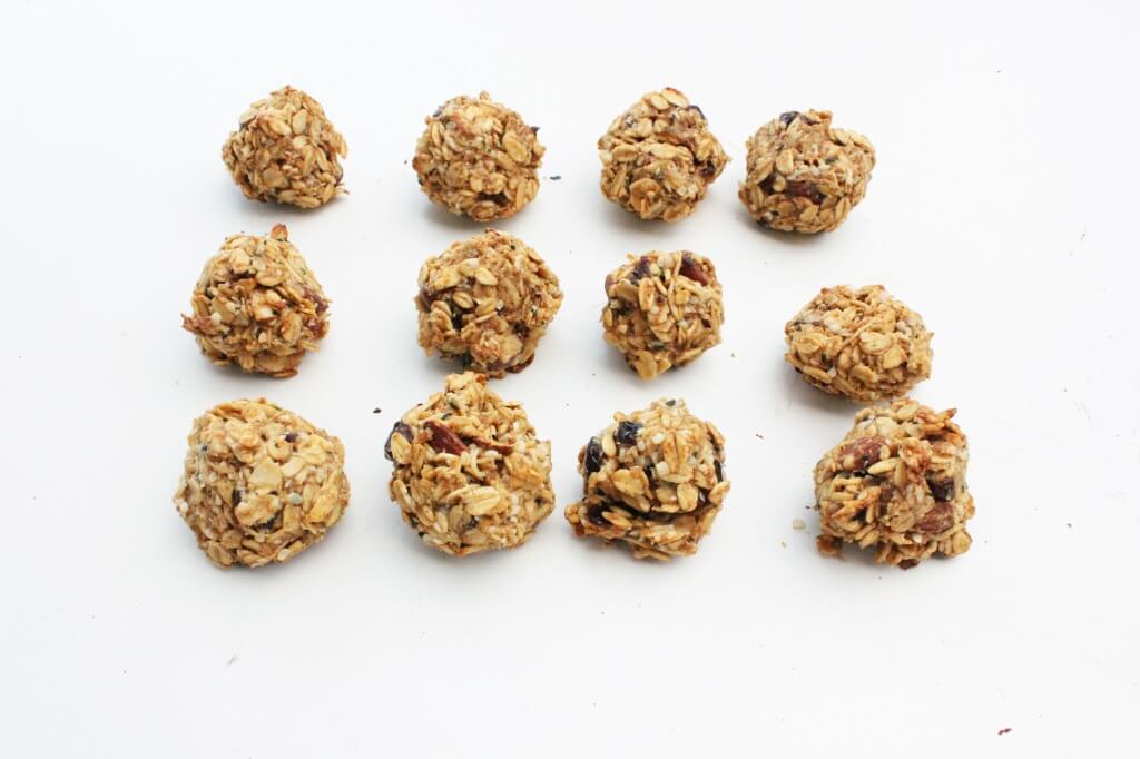 Miso-Tahini-Oat-Balls-Super-Strength-Health-21-1024x682